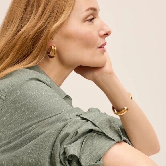 MM LaFleur The Liza Bangle in Gold - Picture 3 of 6